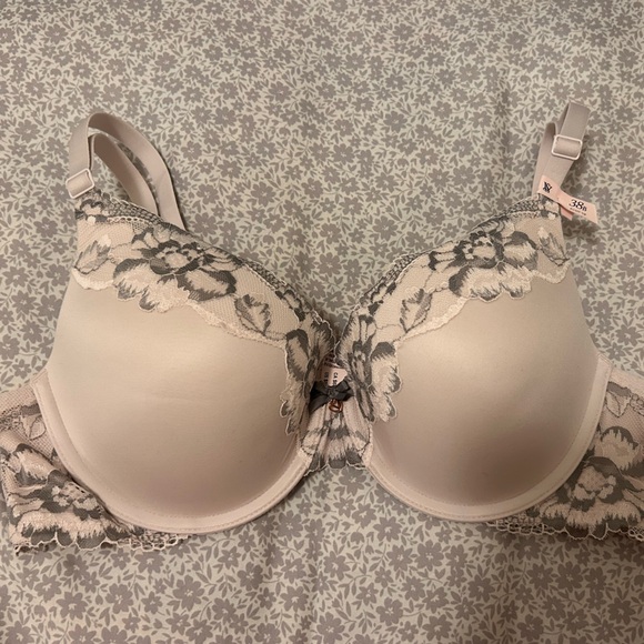 VS Body by Victoria Matching Set - Picture 2 of 7